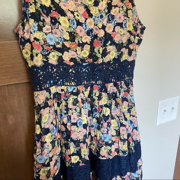 LC Lauren Conrad Sleeveless Floral Lace Trim A-Line Dress Size 10 - Picture 5 of 7